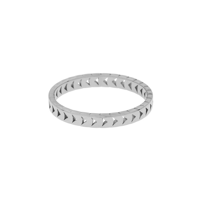 Ring fine cuts in the middle silver Ring fine cuts in the middle silver