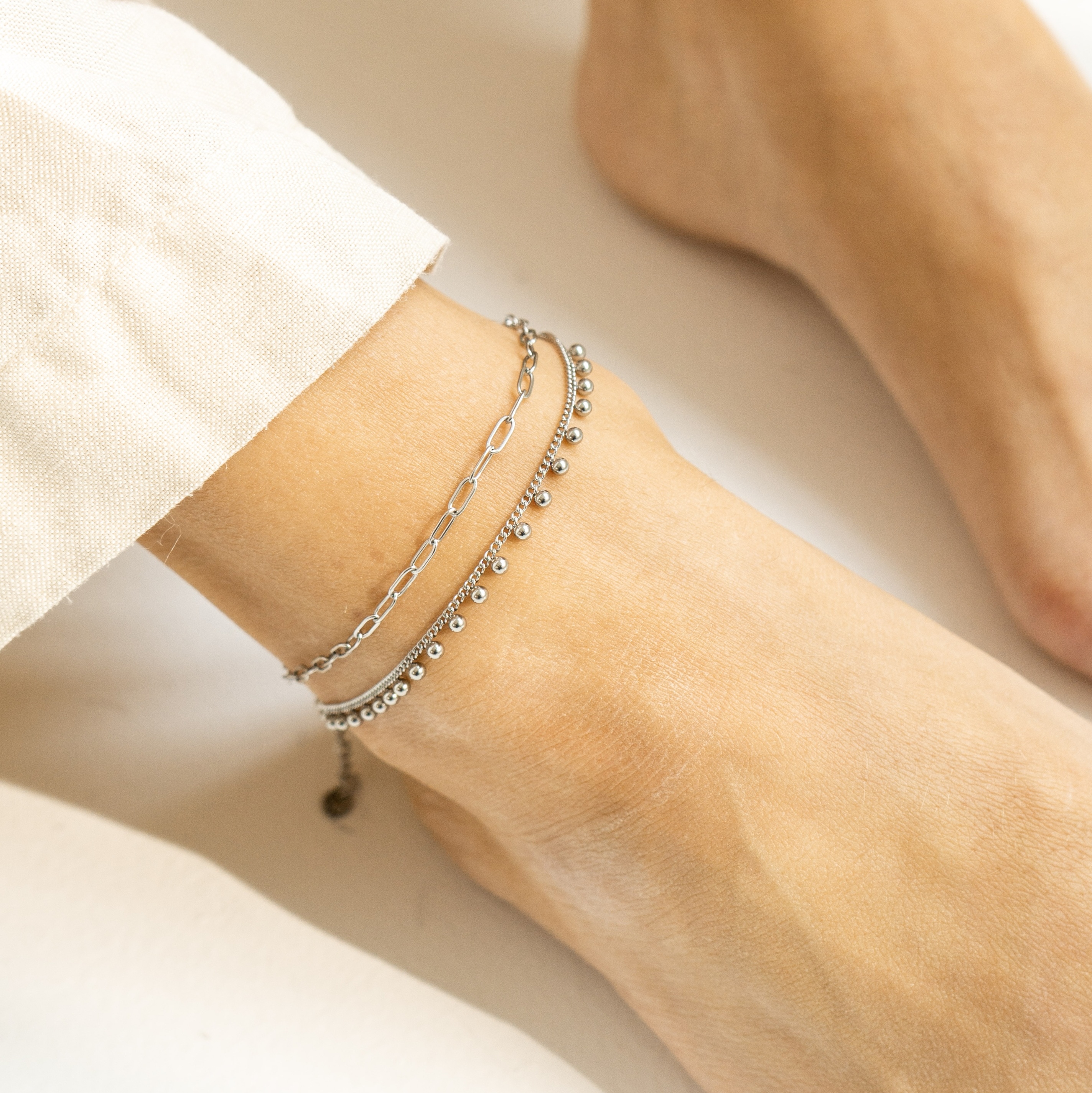 Enkelbandje kleine balletjes Enkelbandje kleine balletjes