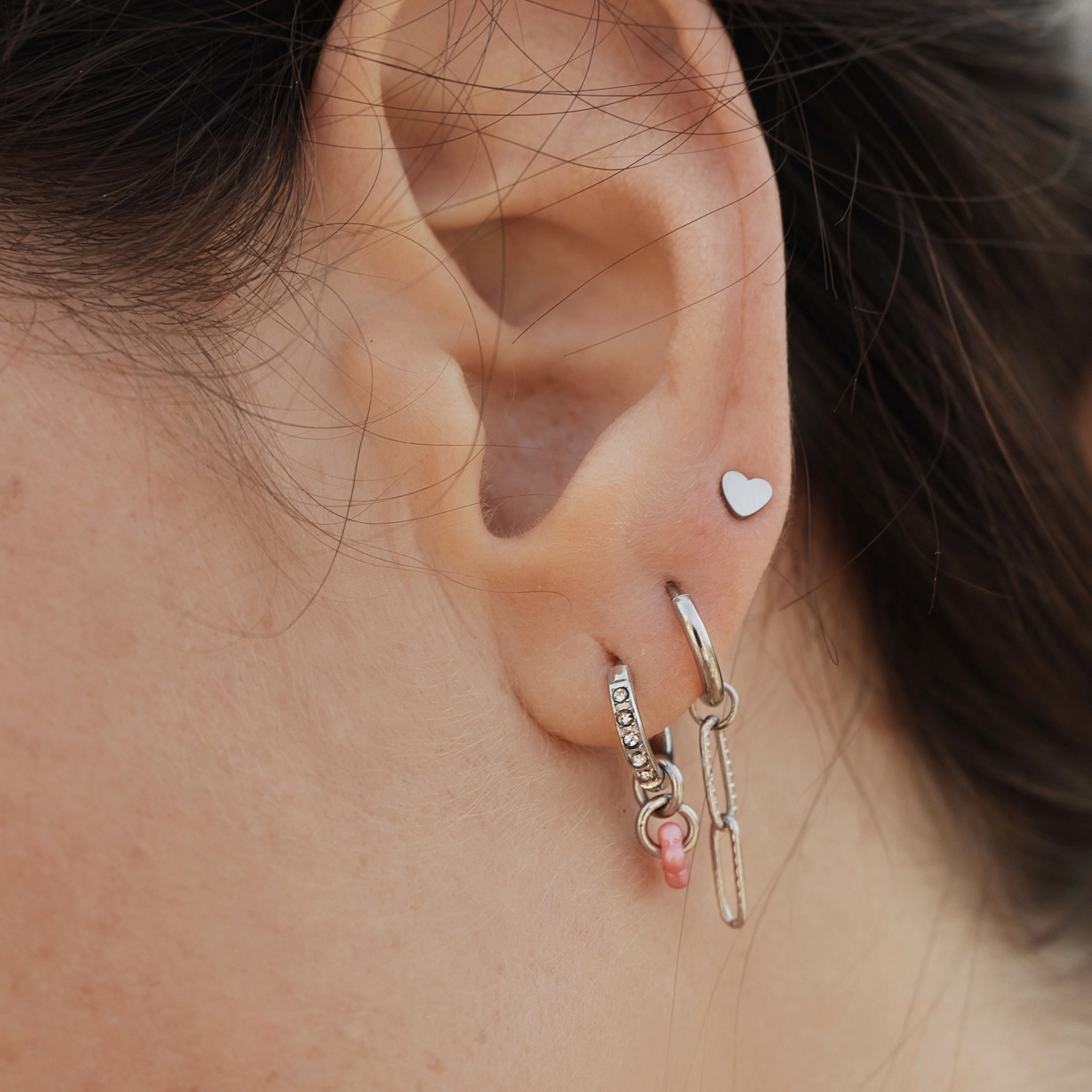 Stud earrings heart